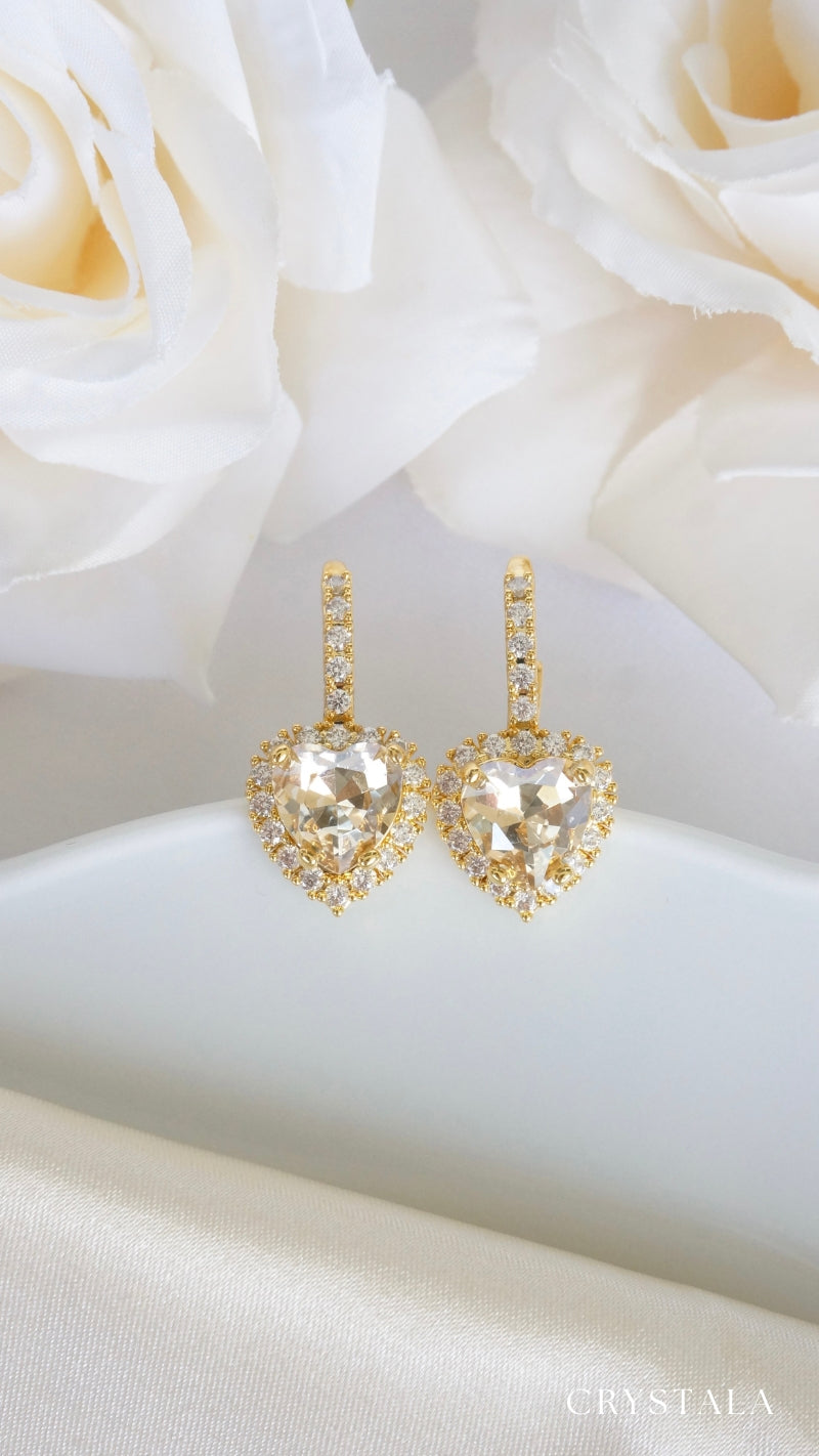 18k Gold Clara Heart Earrings