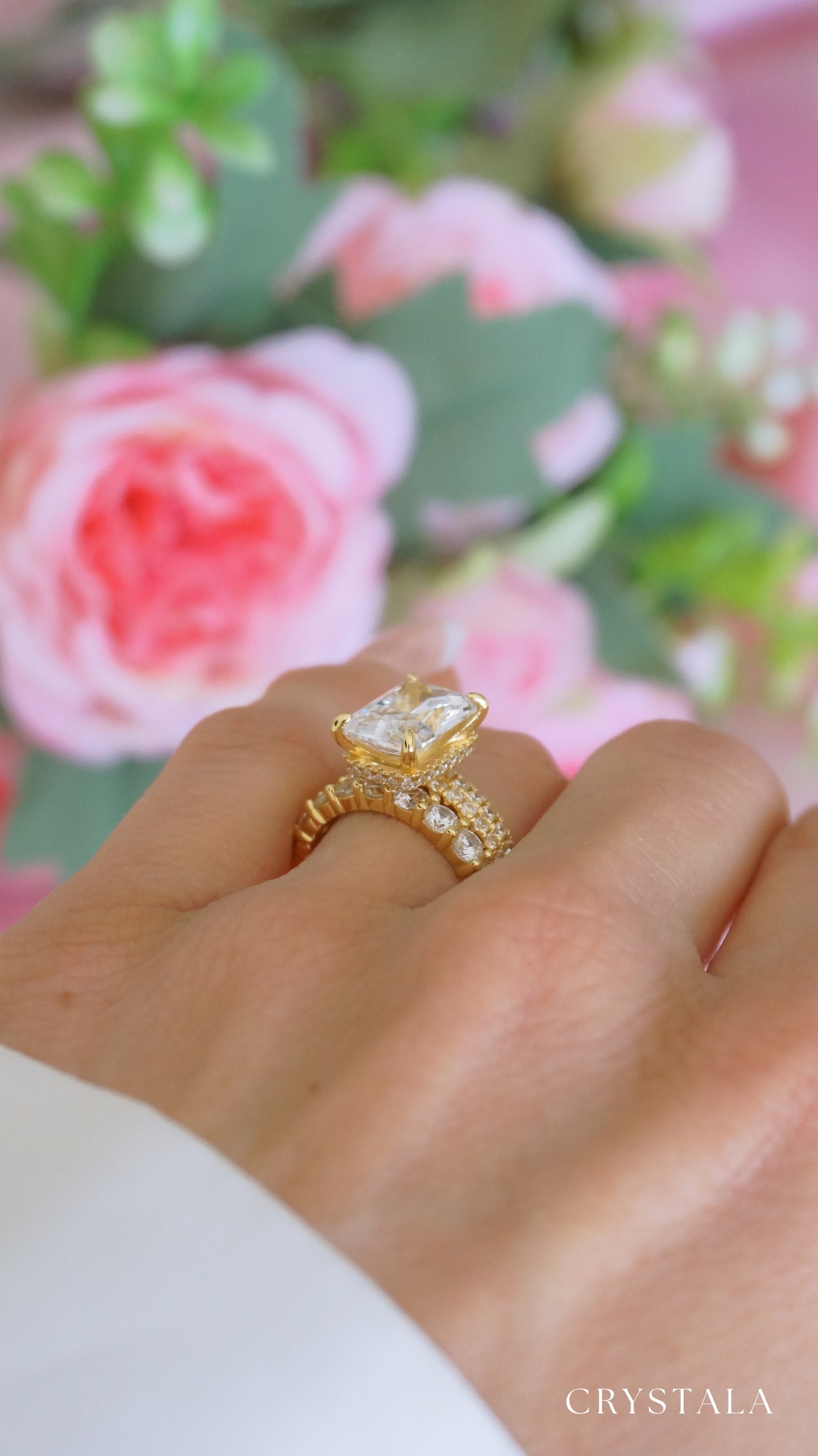 The Isabella Ring