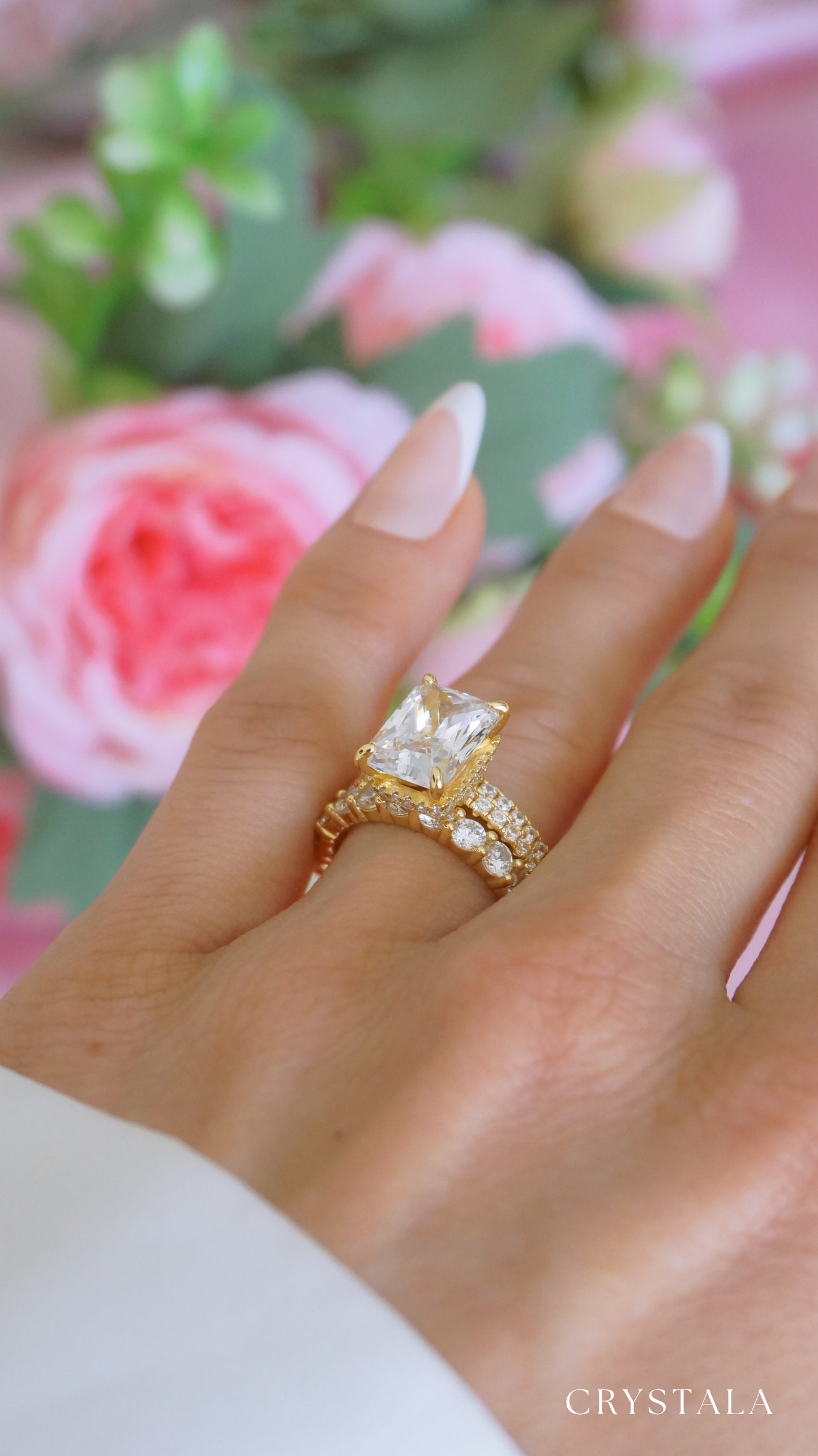 The Isabella Ring