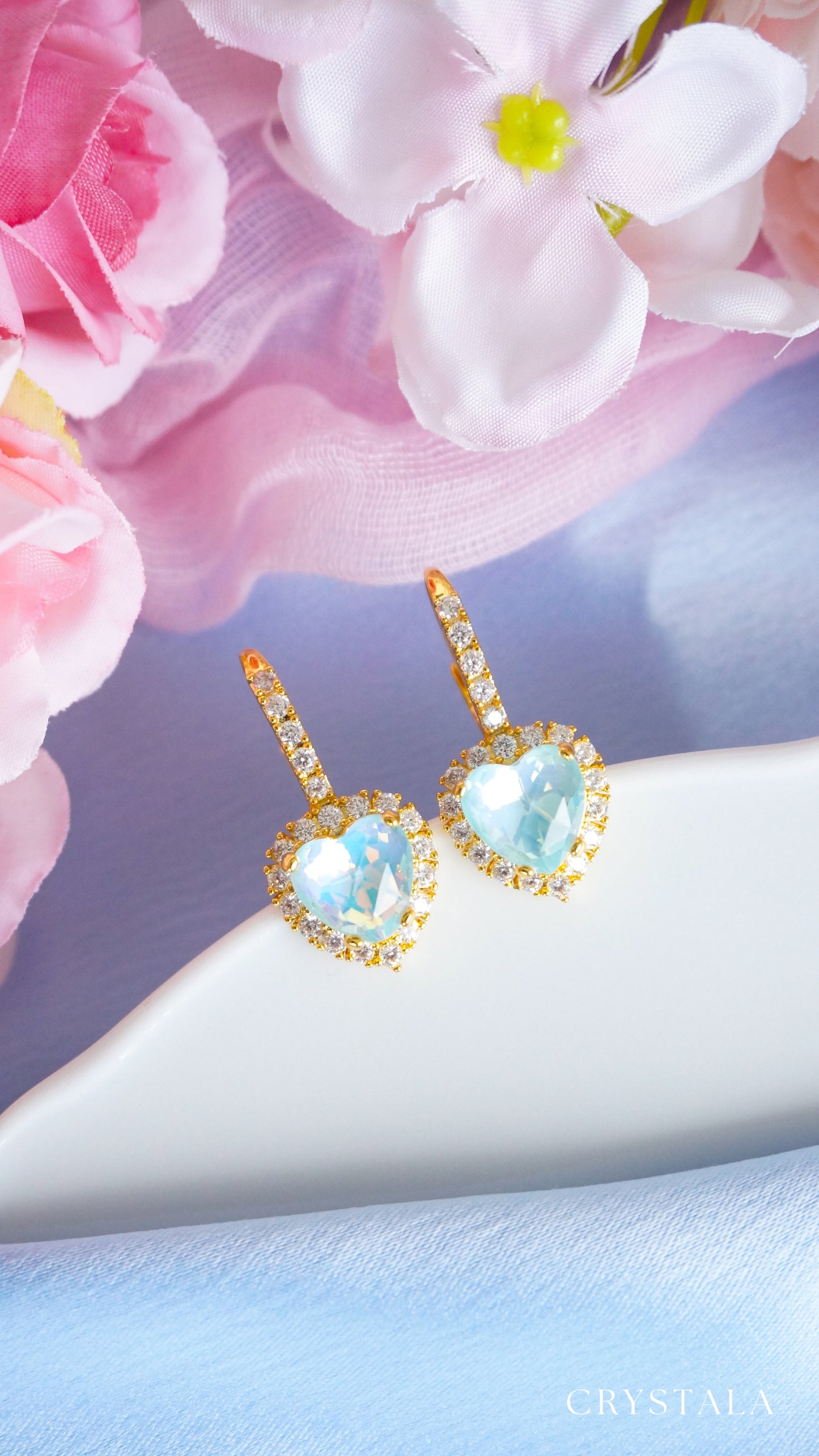 18k Gold Lilian Heart Earrings