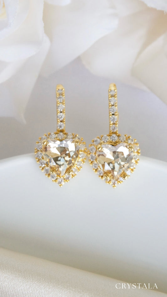 18k Gold Clara Heart Earrings