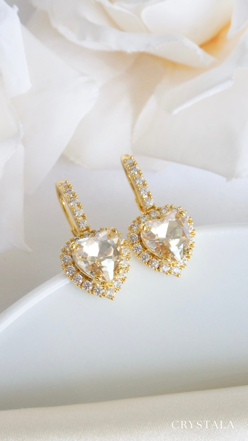 18k Gold Clara Heart Earrings